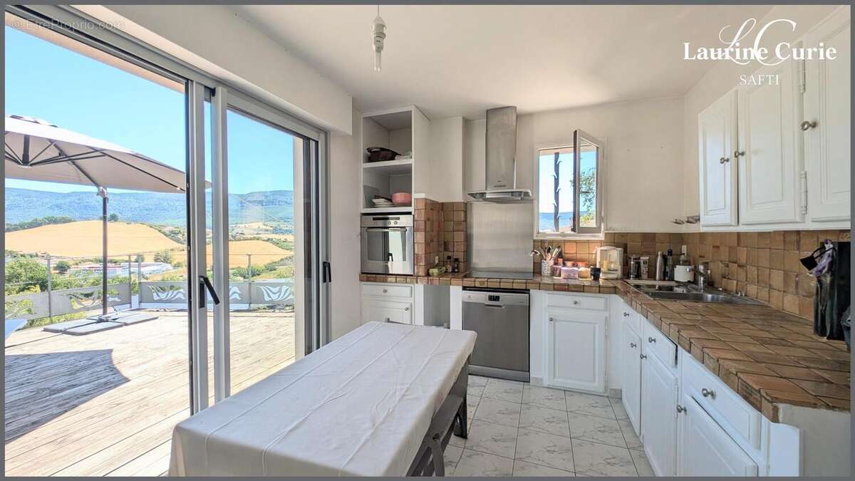 Maison 160 m² à Millau  - photo 4
