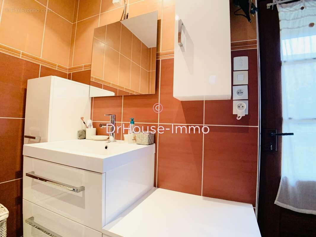 Maison à CHEVRAINVILLIERS