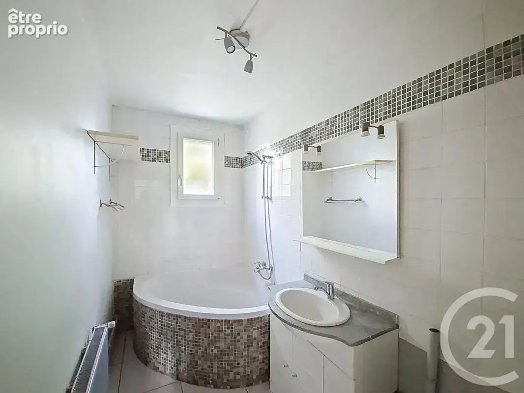 Appartement 3 pièces 67 m² à vendre à Feyzin (69320) - photo 6
