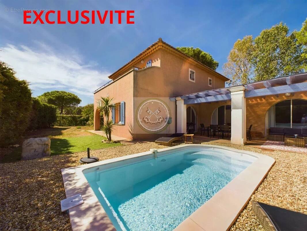 Maison à FREJUS