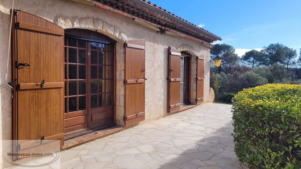 Maison à PEYMEINADE