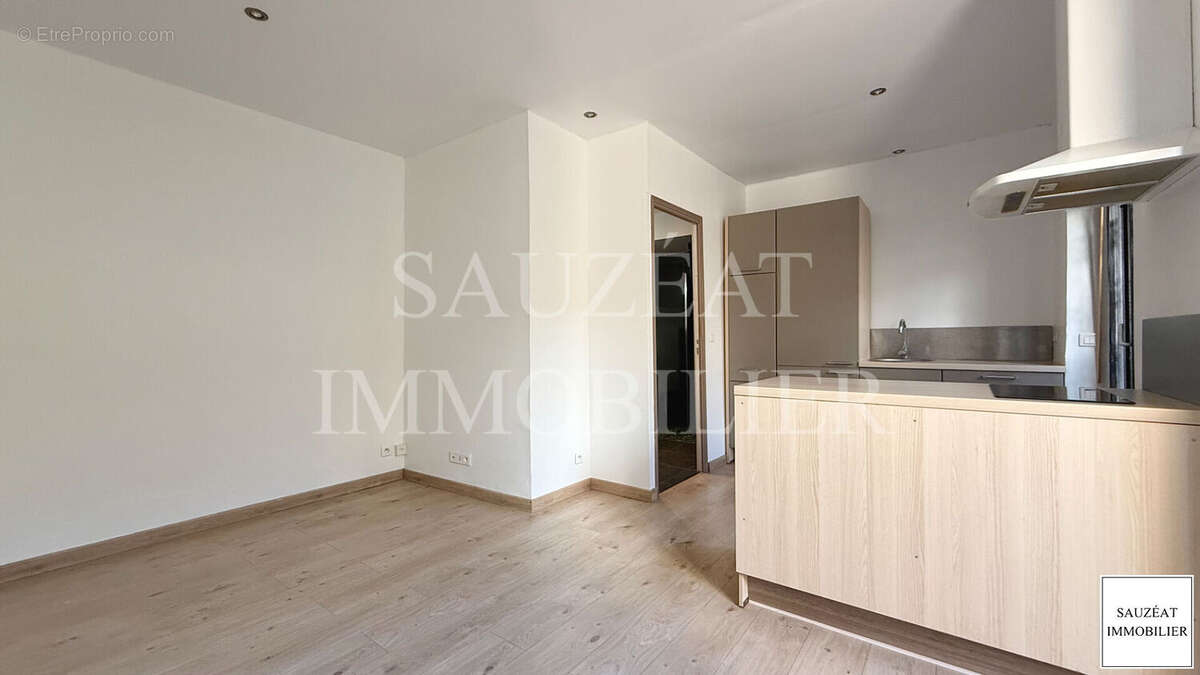 Appartement à CACHAN