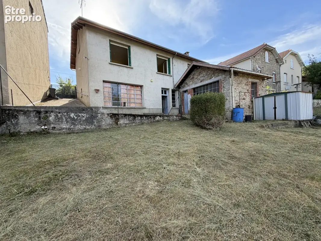 Photo Maison à Saint-Remy-Sur-Durolle au prix de 108 000€