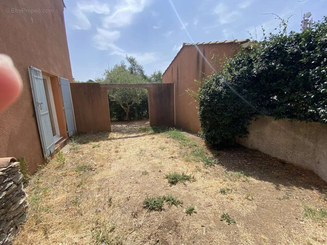 Maison à La Garde-Freinet  - photo 2