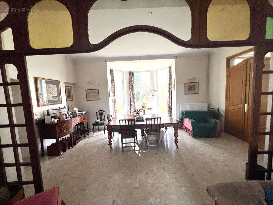 Maison à SAINT-AMAND-LES-EAUX