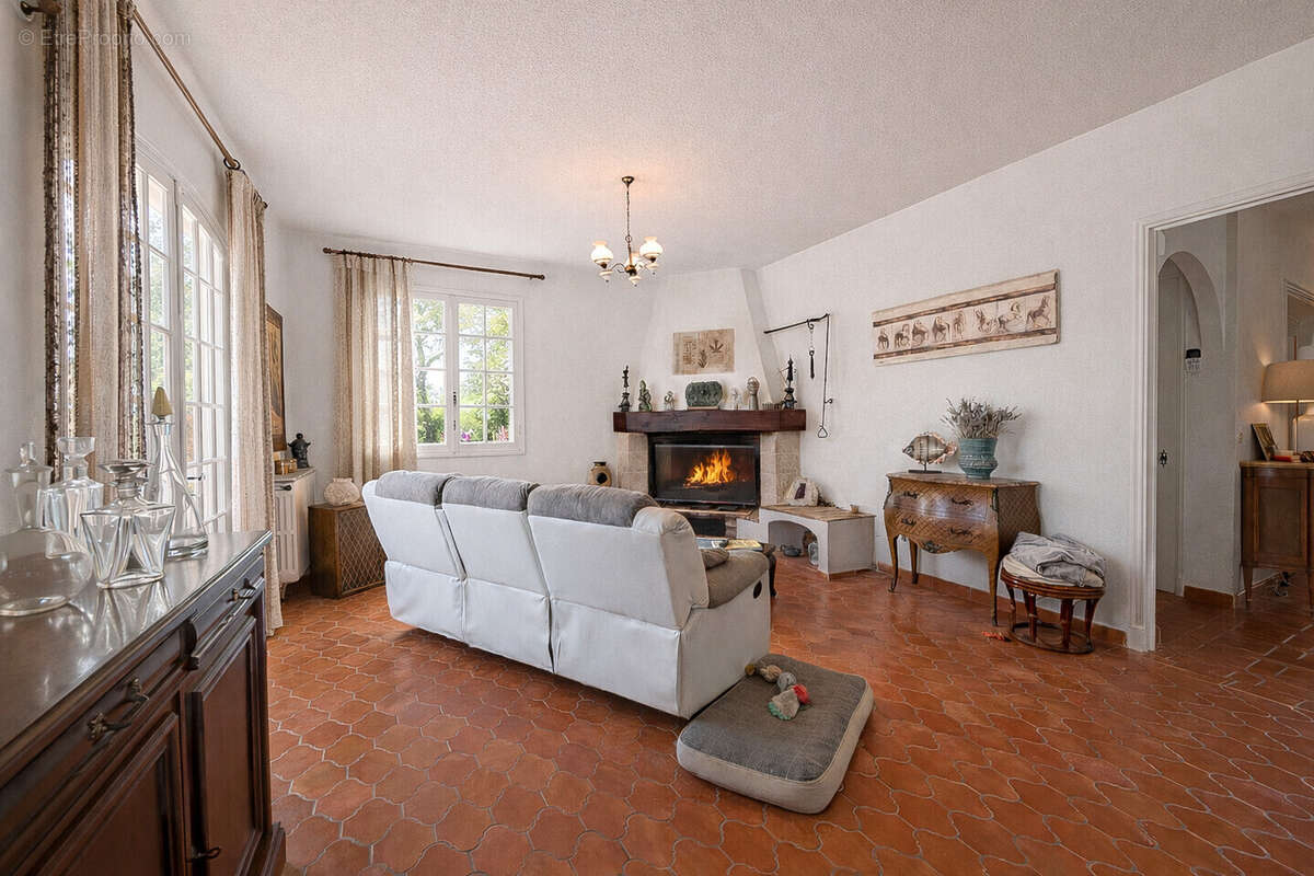 Maison 186 m² à La Gaude  - photo 165