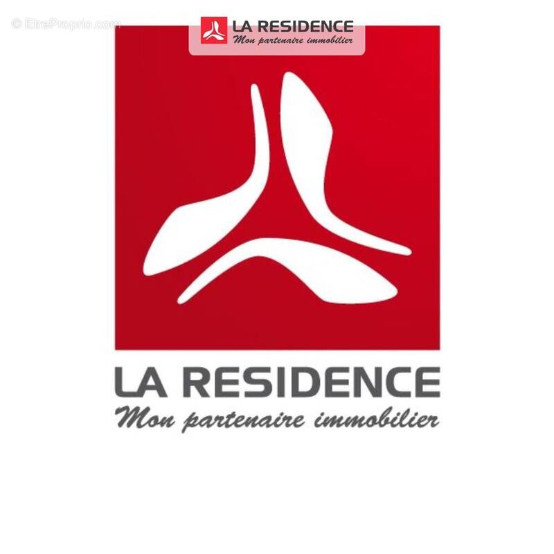 Parking à LE PETIT-QUEVILLY