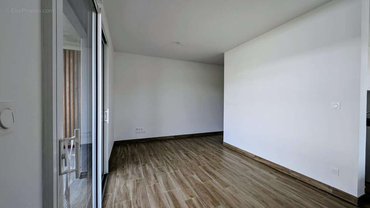 Appartement à DOUBS