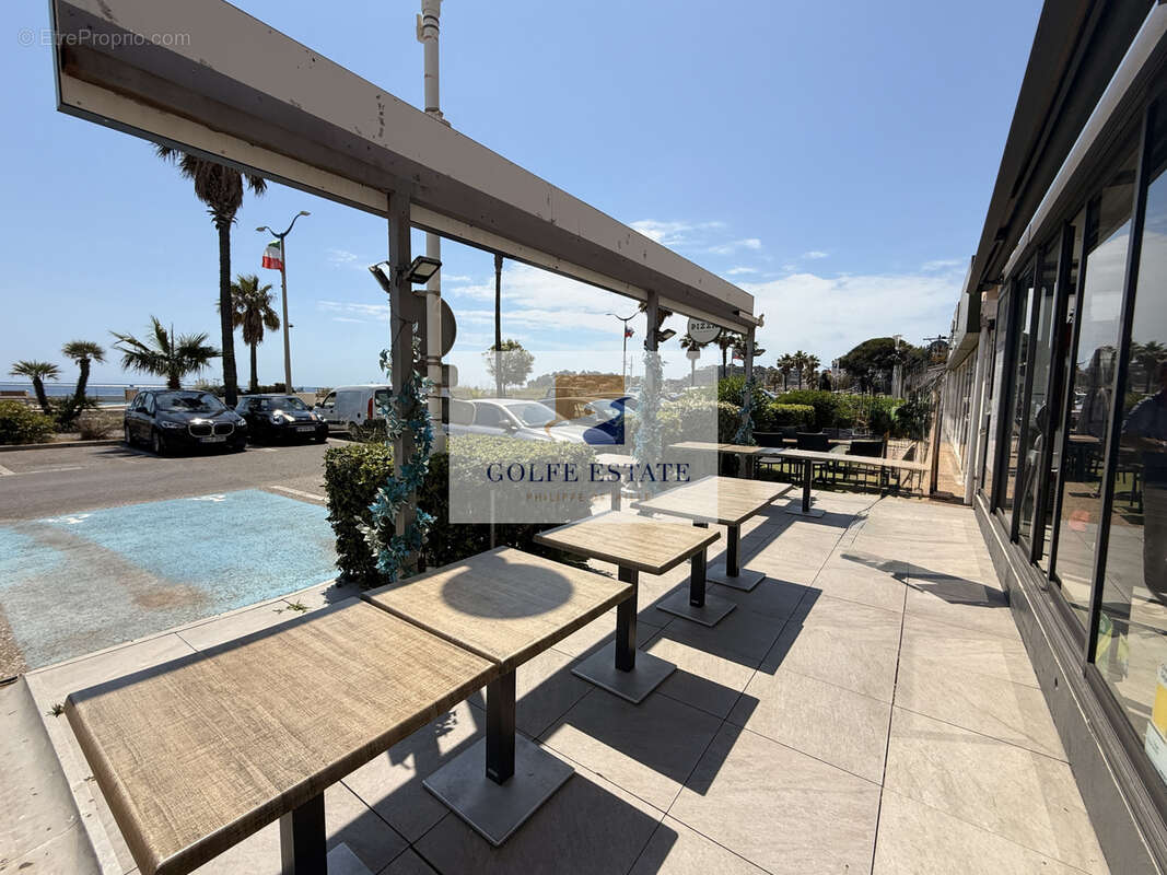Commerce à CAVALAIRE-SUR-MER