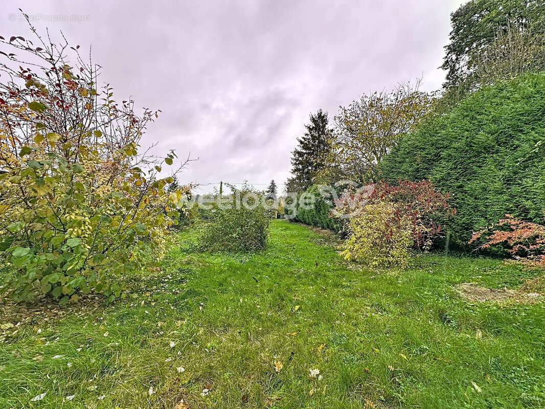 Maison à SAINT-GERMER-DE-FLY