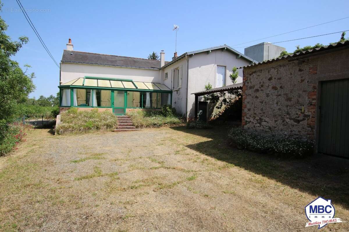 Maison à SAINT-FLORENT-LE-VIEIL