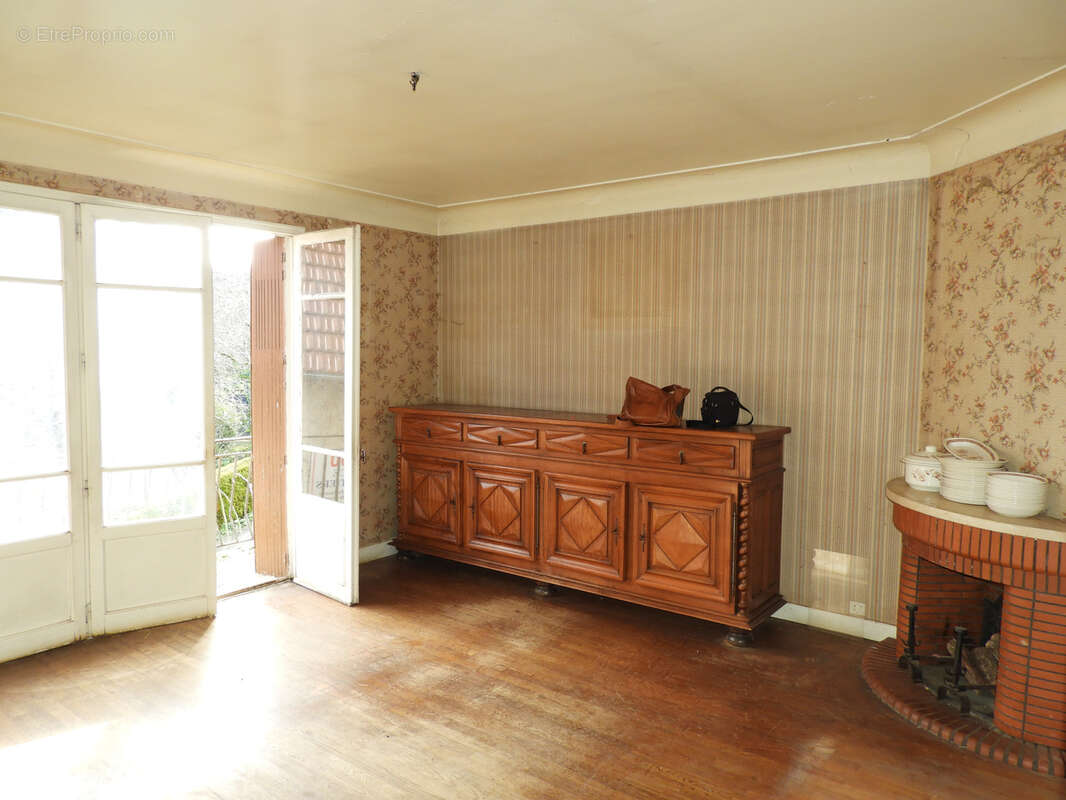 Maison à LIMOGNE-EN-QUERCY