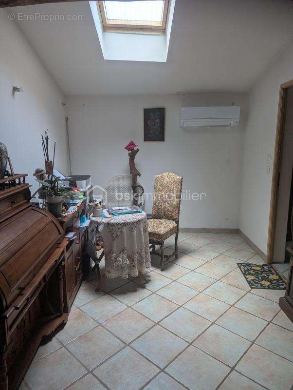 Maison à SABLONS