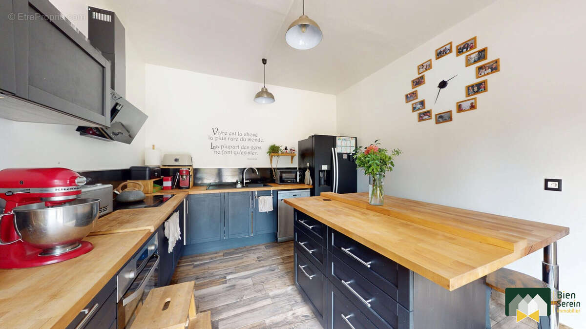 Cuisine - Maison à JOUY