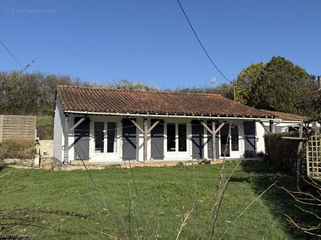 Maison à CIVRAY