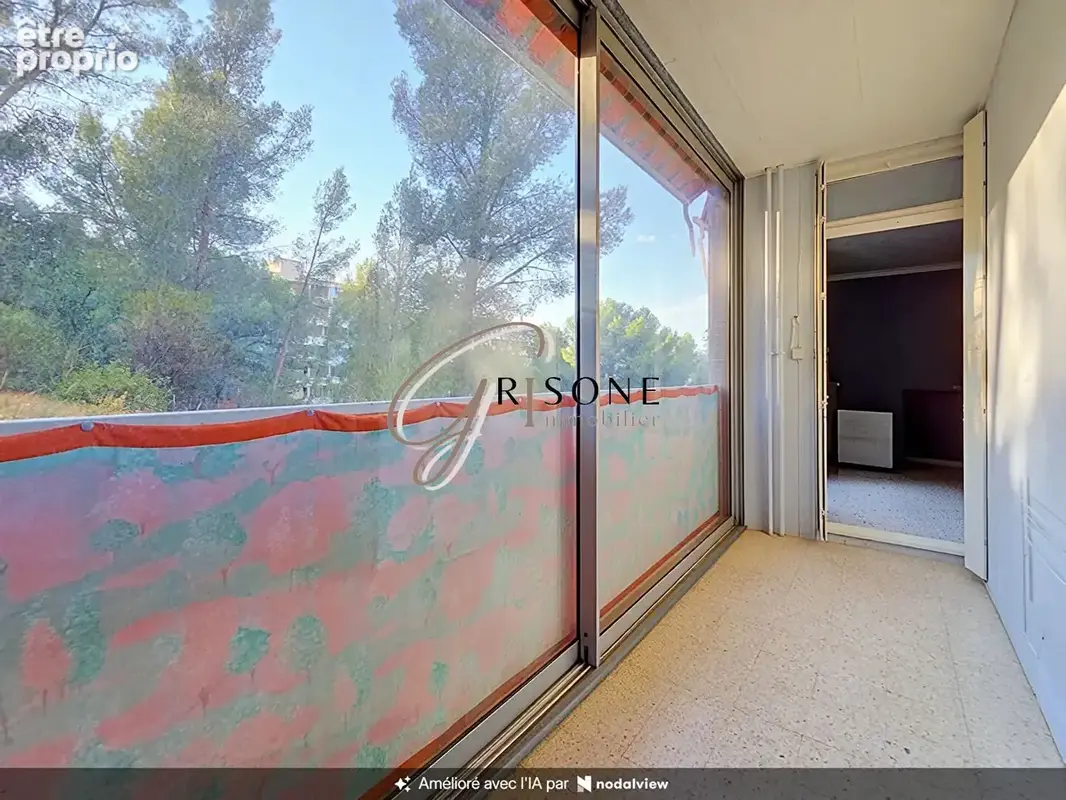 Appartement T4 de 85 m² à La Seyne sur mer - photo 3