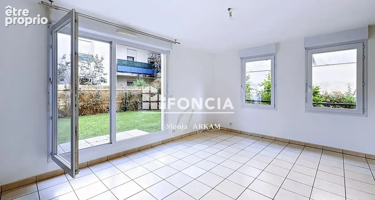 Montreuil limite vincennes – studio avec jardin privatif 40 m² – calme – parking et cave inclus – résidence récente - photo 1