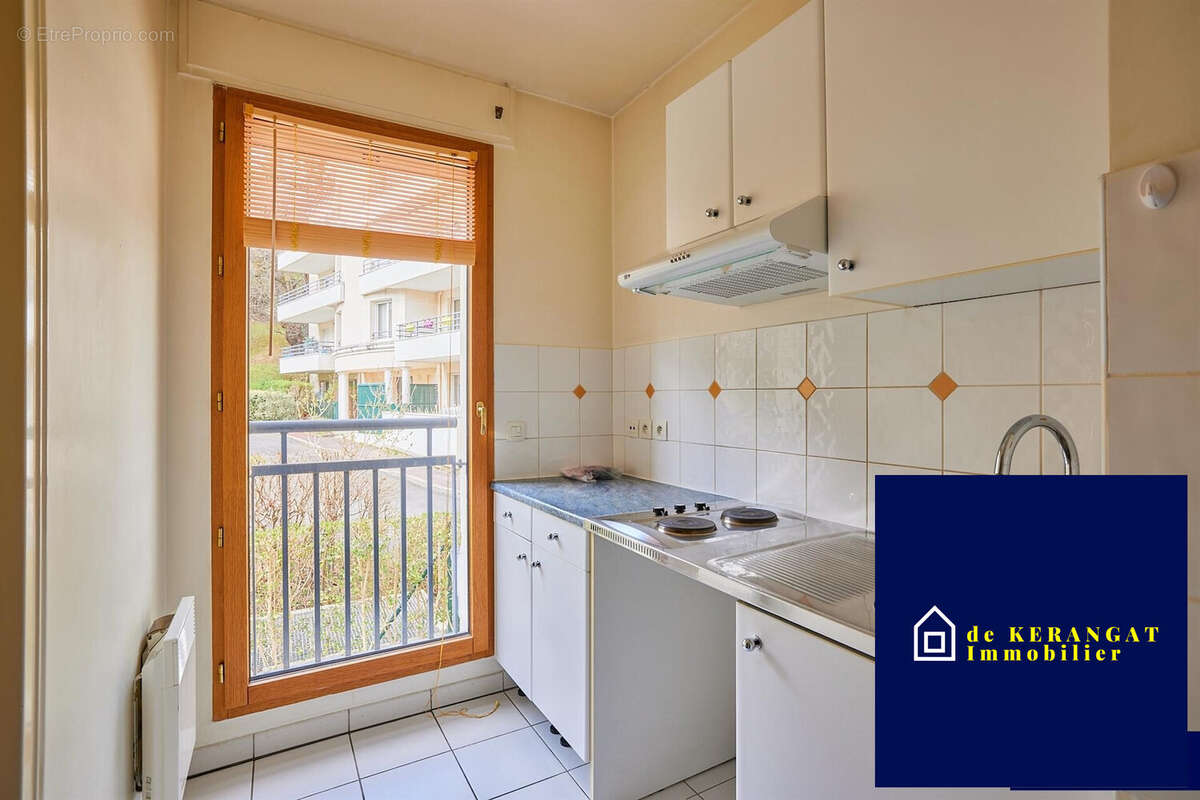 Appartement à LE PLESSIS-ROBINSON