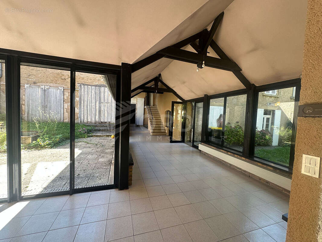 Maison à L'ISLE-SUR-SEREIN