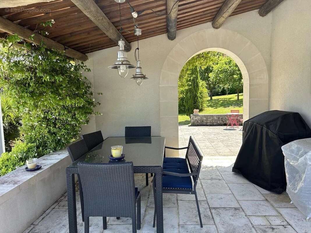 Maison à MIRAMBEAU