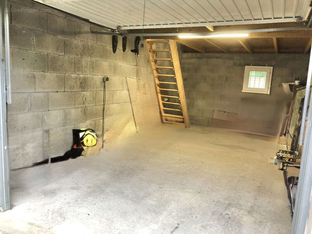 Exclusivité : Rénovation de qualité maison 3 chambres à Epierre - photo 11