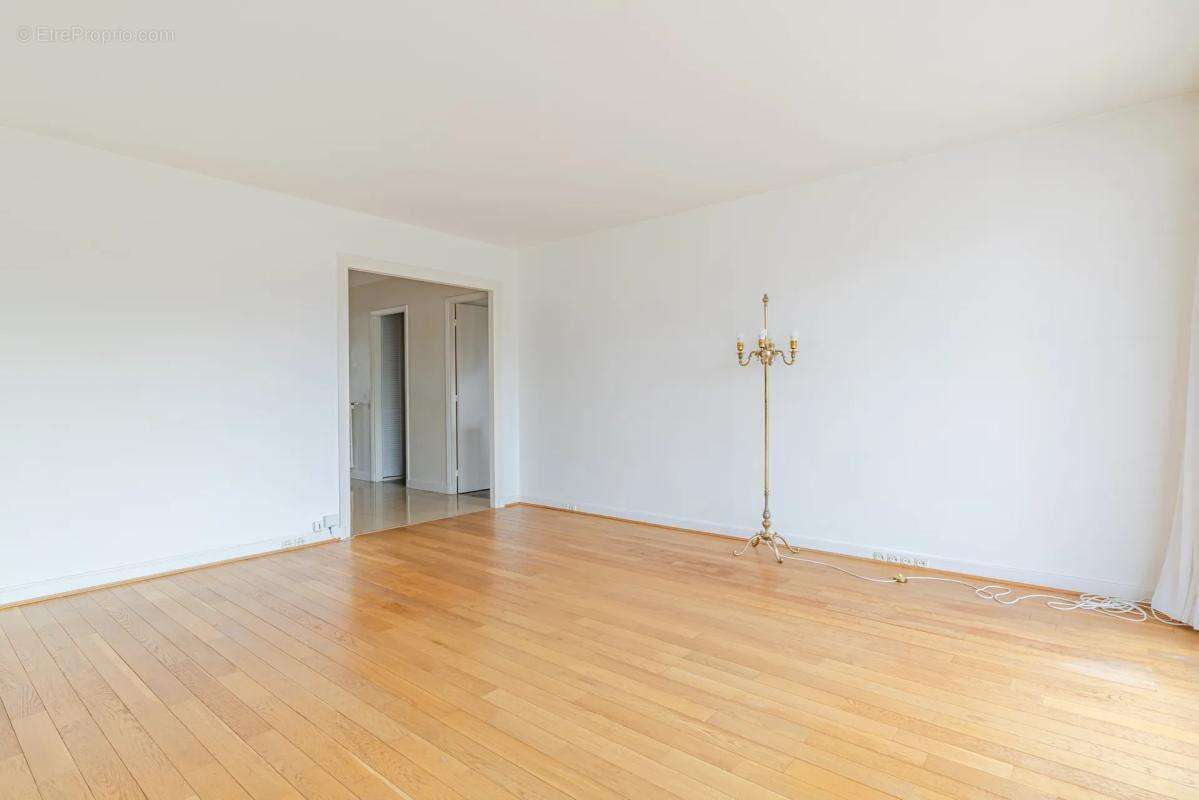 Appartement à SAINT-CLOUD