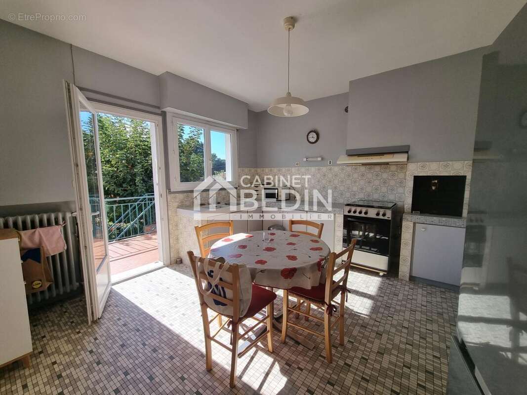 Maison à SAINT-MEDARD-D'EYRANS