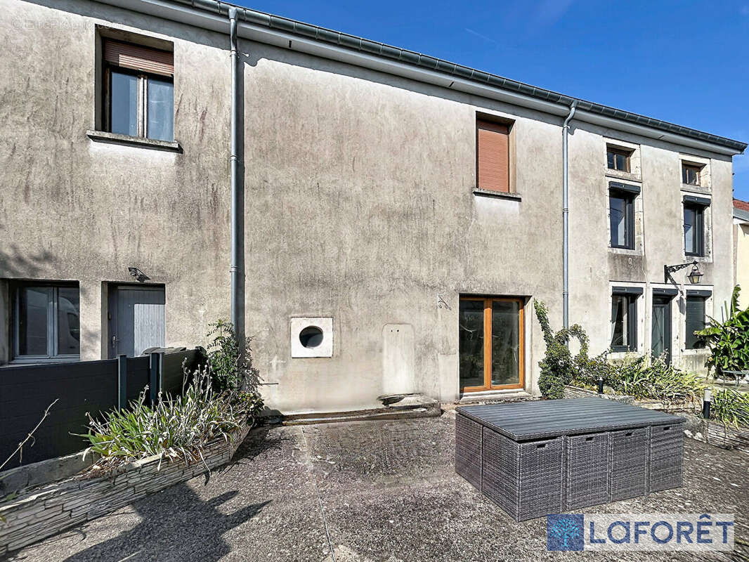 Maison Is-en-bassigny 5 pièce(s) 225,73 m2 - photo 18