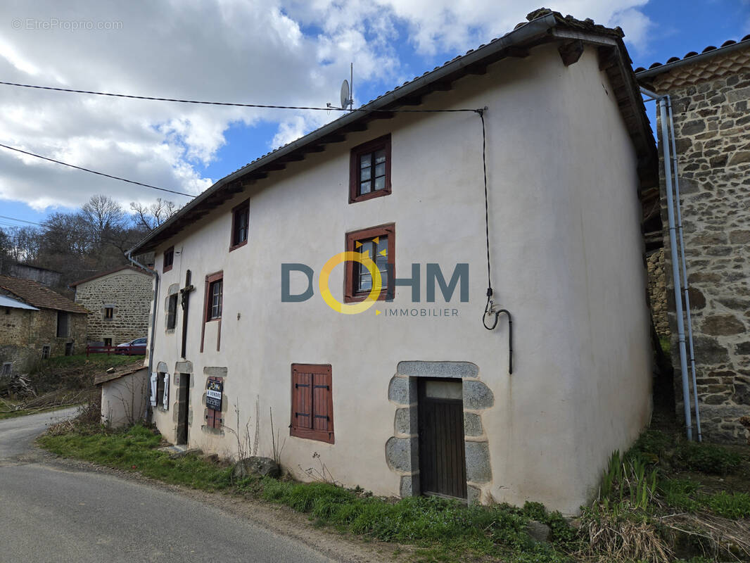 Maison à LA CHAPELLE-AGNON