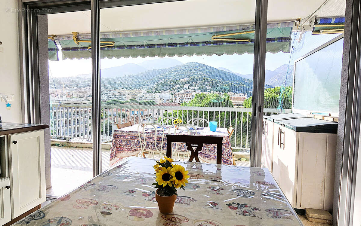 Appartement à ROQUEBRUNE-CAP-MARTIN