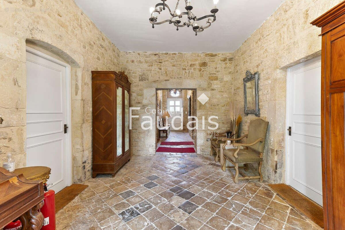 Maison à PICAUVILLE