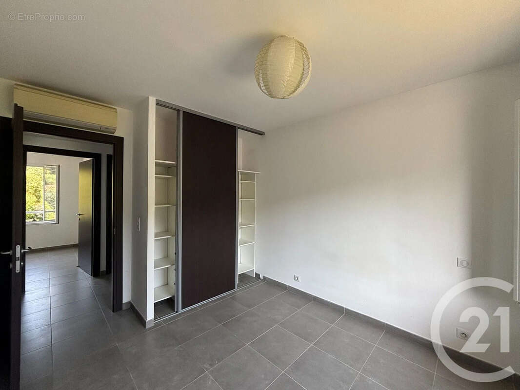 Appartement 72 m² à Luri  - photo 8