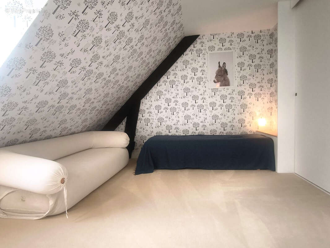 Maison à COULANS-SUR-GEE