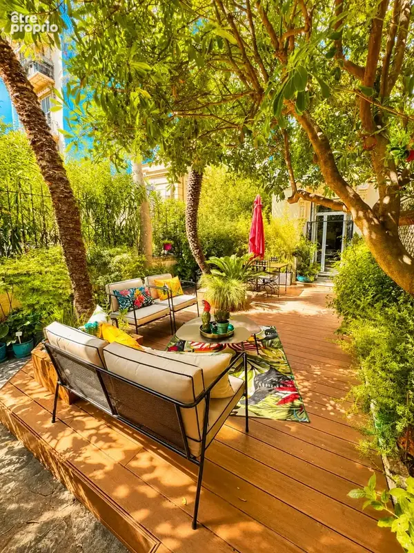 Nice centre superbe 3p avec jardin et garage - photo 3