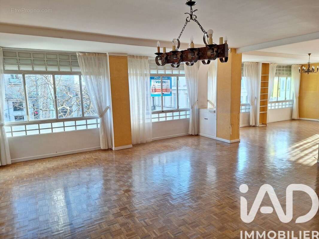 Photo 3 - Appartement à VALENCIENNES