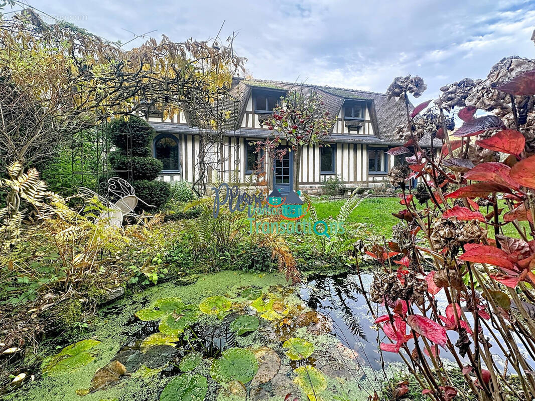 Maison à VILLEQUIER