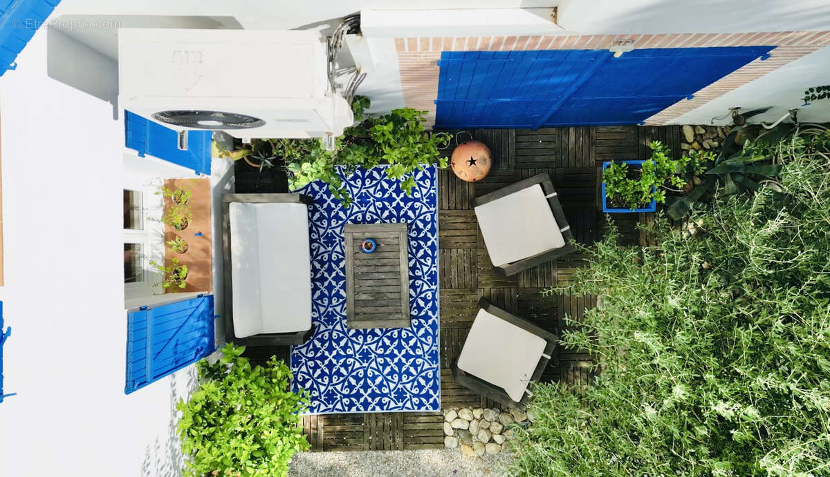 Maison à SAINT-GENIS-DES-FONTAINES