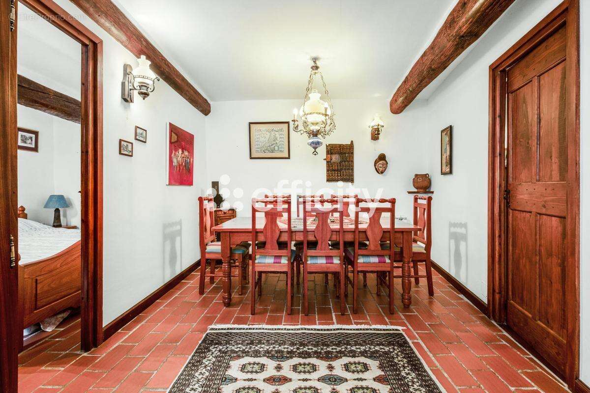 Maison à CASTELNAU-DE-GUERS