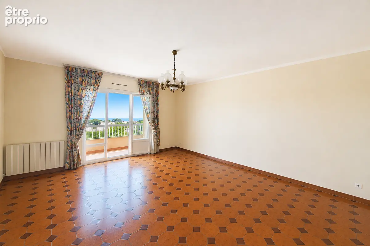 BASTIA - 81m² - Terrasses vue mer- place de parking. - photo 2