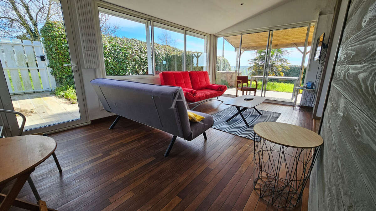 Maison à PORT-DES-BARQUES