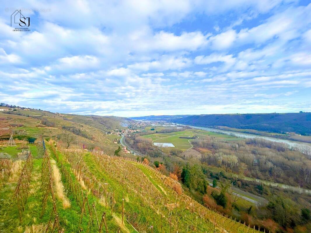 Maison à TUPIN-ET-SEMONS