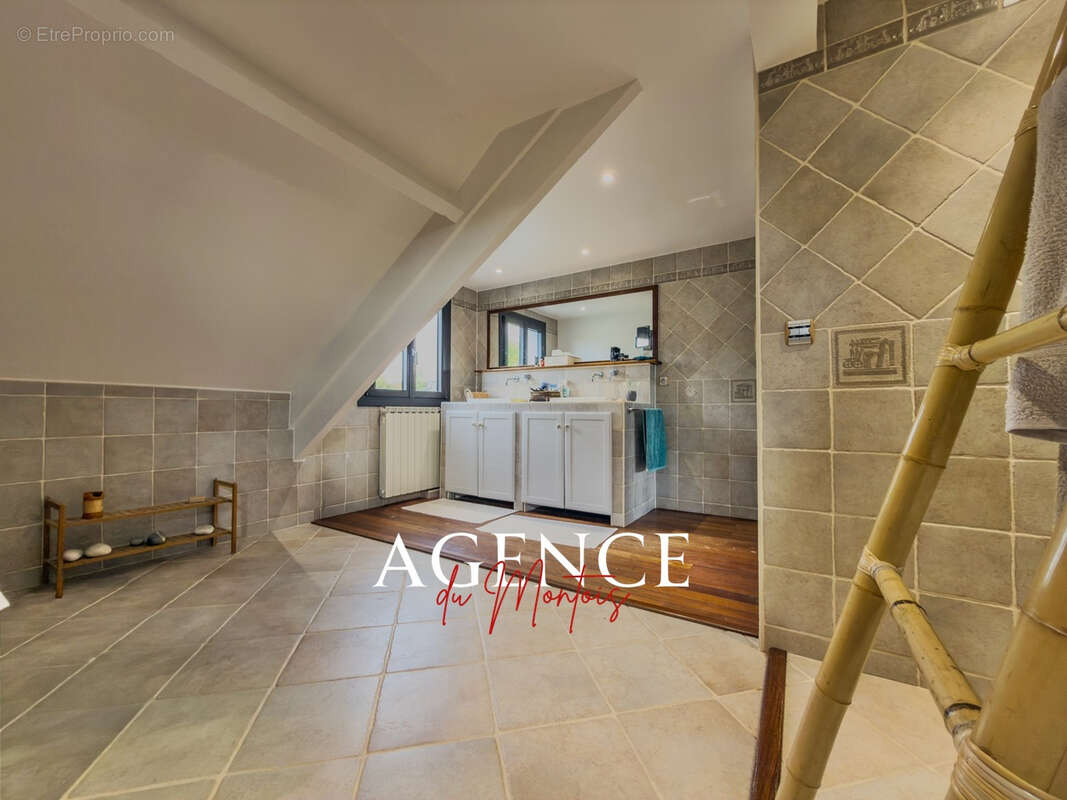 Maison à DONNEMARIE-DONTILLY