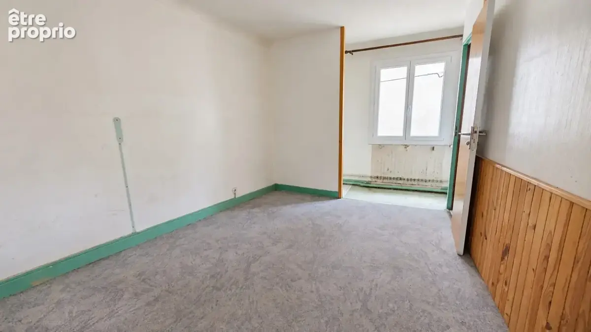 Pelvoux : Vaste plateau T3 à aménager-Vue montagne - photo 6