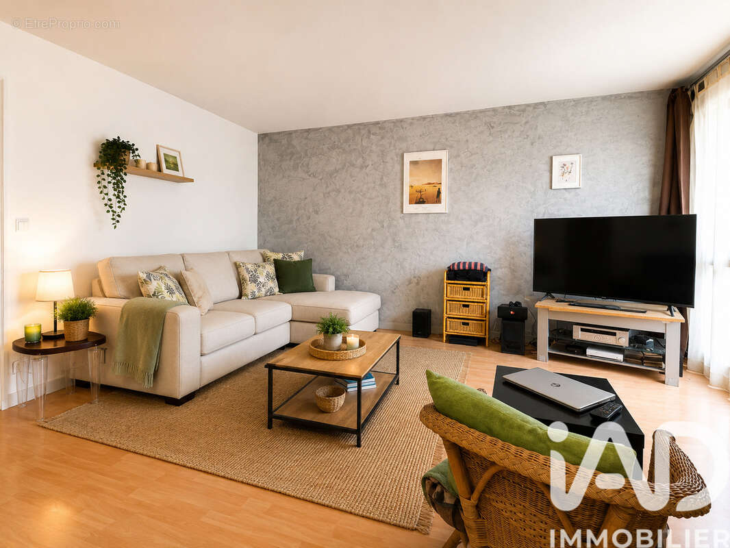 Photo 2 - Appartement à BOISSY-SAINT-LEGER