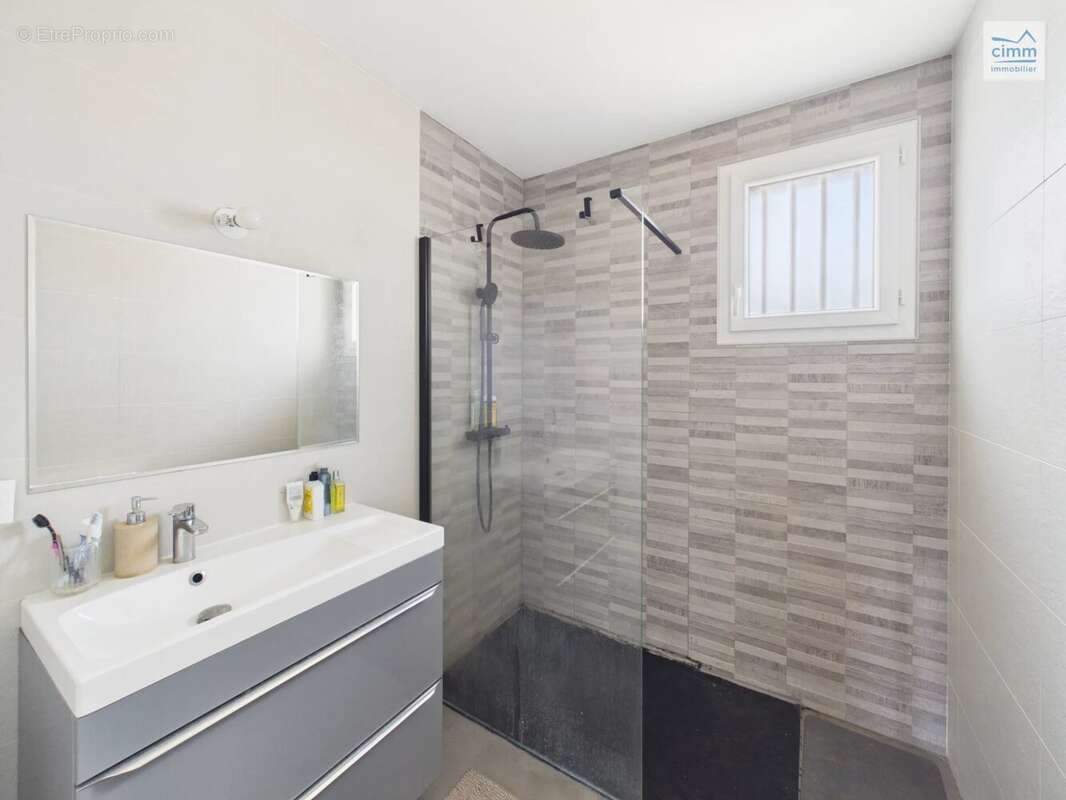 Maison plain pied de 76m² sur un terrain de 524 m² - photo 9