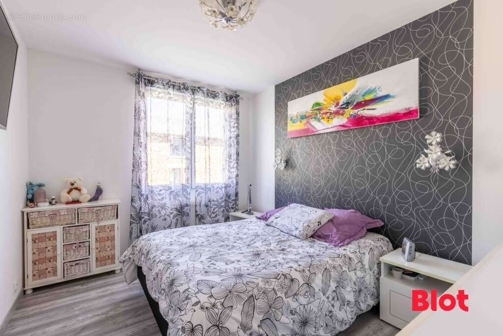 Appartement à FOUGERES