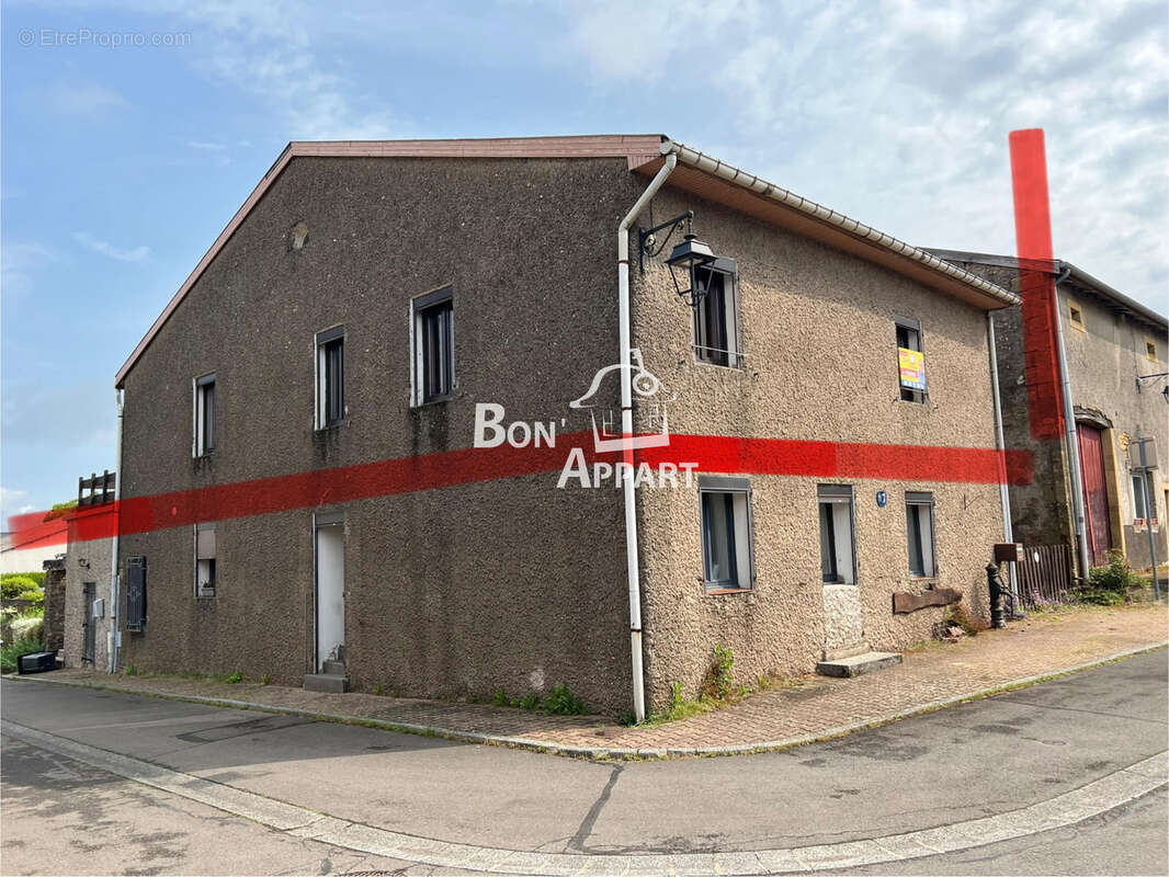 Appartement à COSNES-ET-ROMAIN