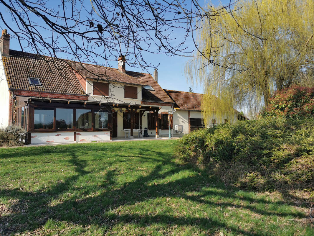 Maison à COURMEMIN