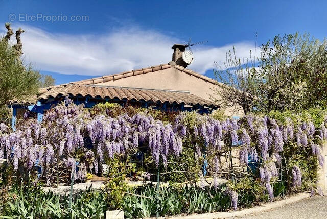 Maison à VAISON-LA-ROMAINE