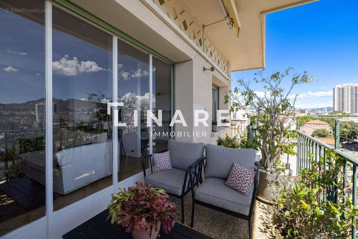Appartement à MARSEILLE-8E